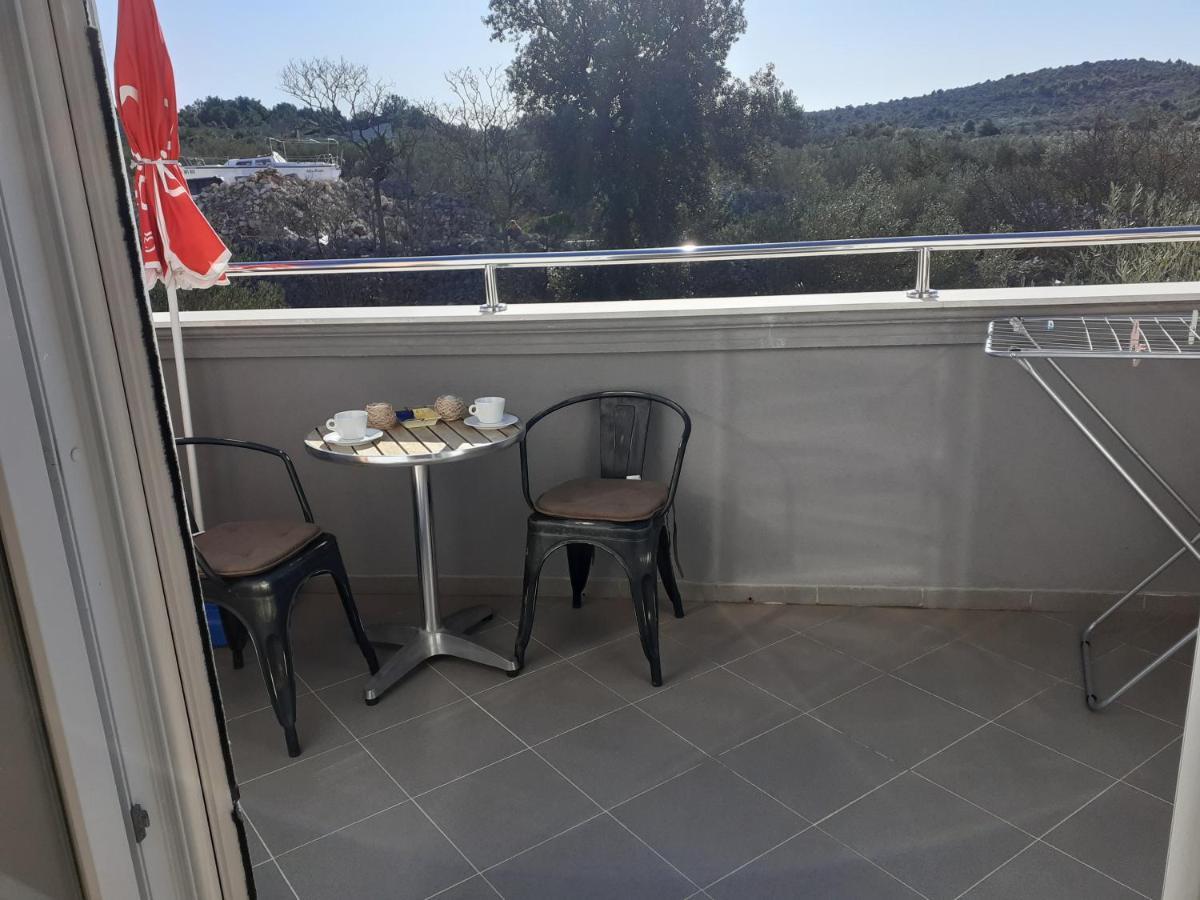 Villa Palfi Jezera Eksteriør billede